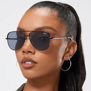 QUAY x Ltd Desi Perkins High Key Mini Oversized Polarized Aviators –Unisex– NWOT